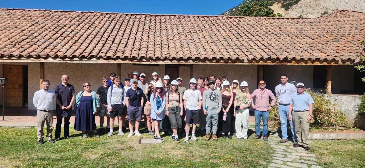 Estudiantes de Lincoln University visitaron la Junta de Vigilancia del río Maipo Primera Sección en San José de Maipo