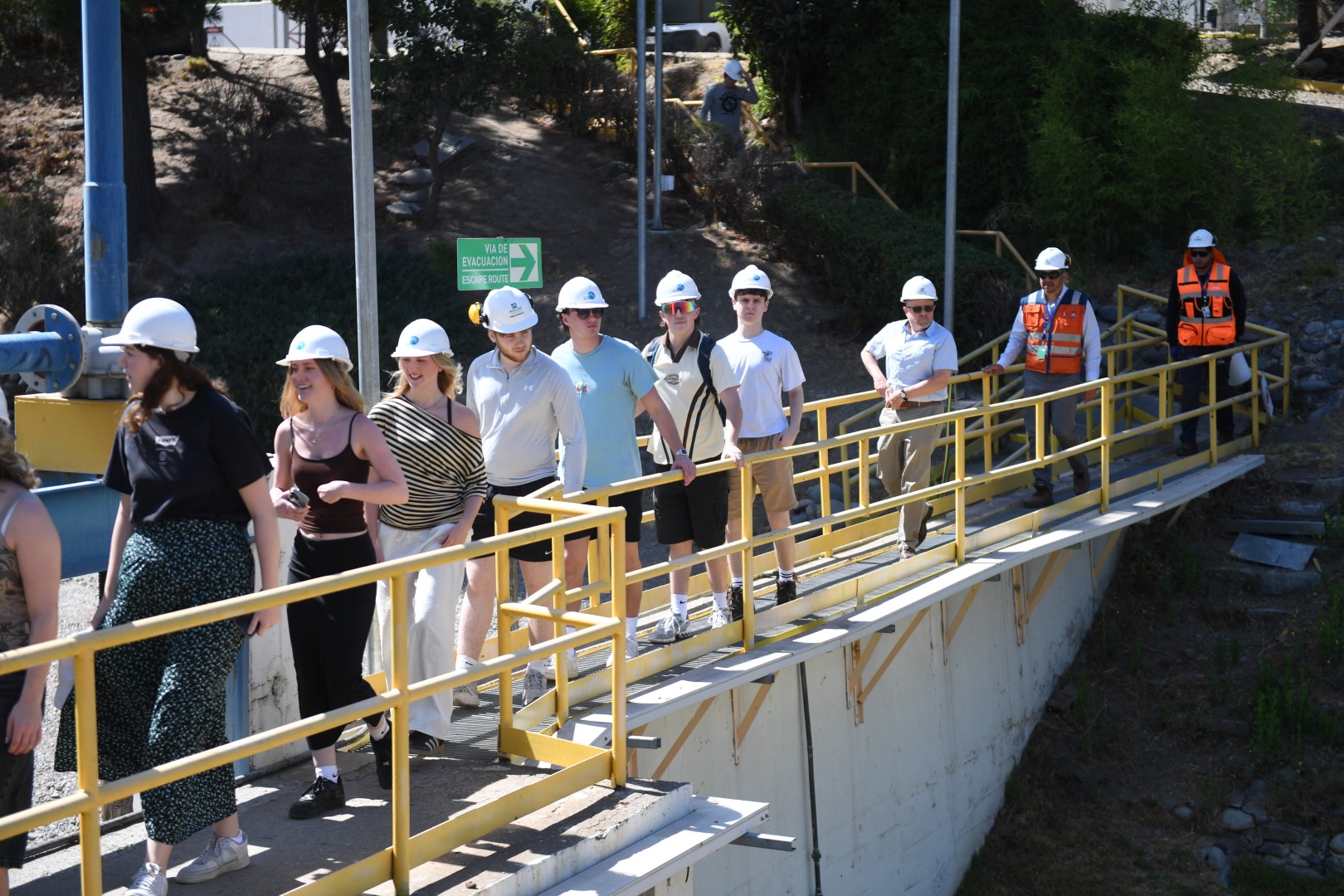Estudiantes de Lincoln University visitaron la Junta de Vigilancia del río Maipo Primera Sección en San José de Maipo