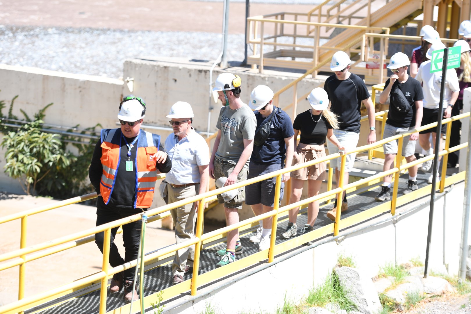 Estudiantes de Lincoln University visitaron la Junta de Vigilancia del río Maipo Primera Sección en San José de Maipo